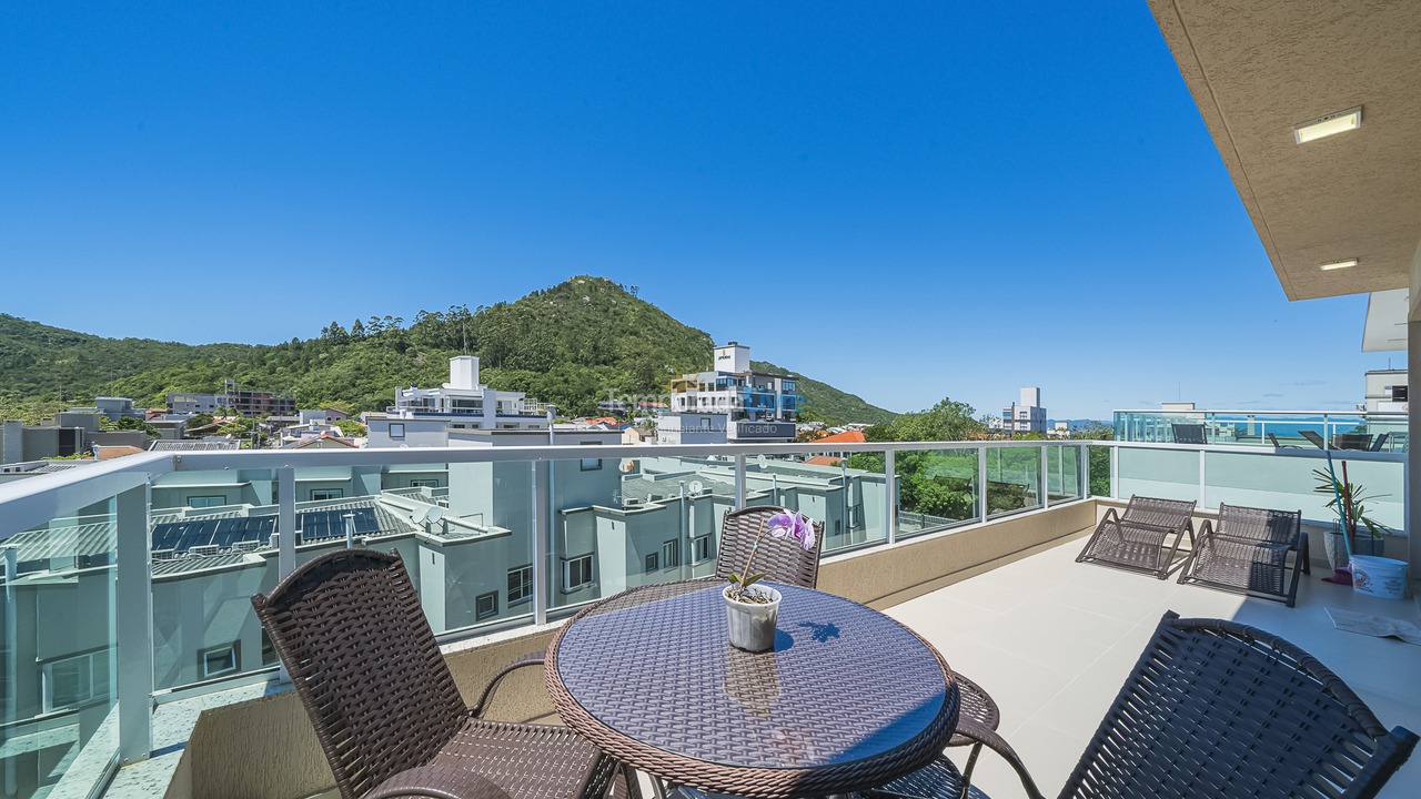 Apartamento para aluguel de temporada em Bombinhas (Canto Grande)