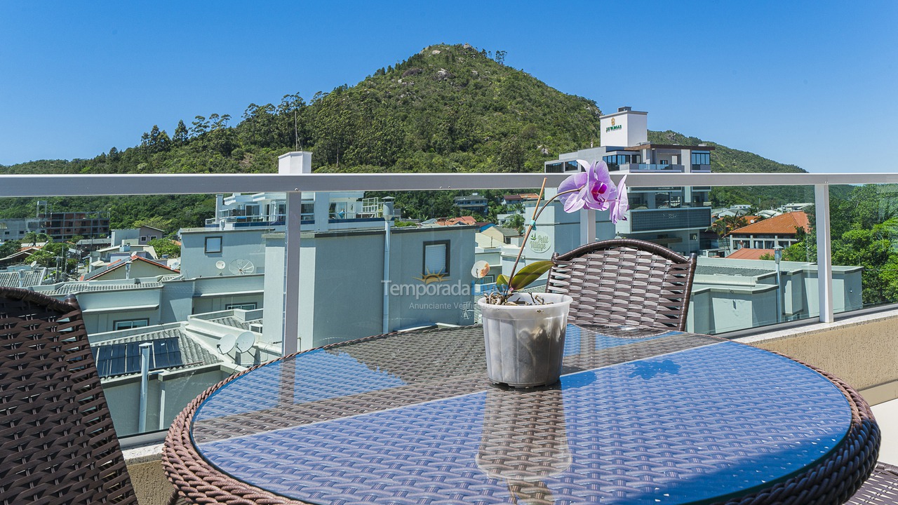 Apartamento para aluguel de temporada em Bombinhas (Canto Grande)