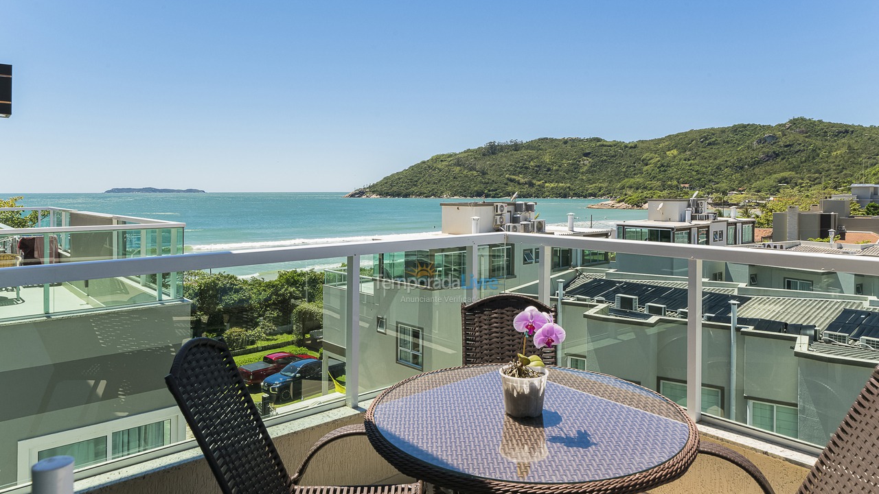 Apartamento para aluguel de temporada em Bombinhas (Canto Grande)