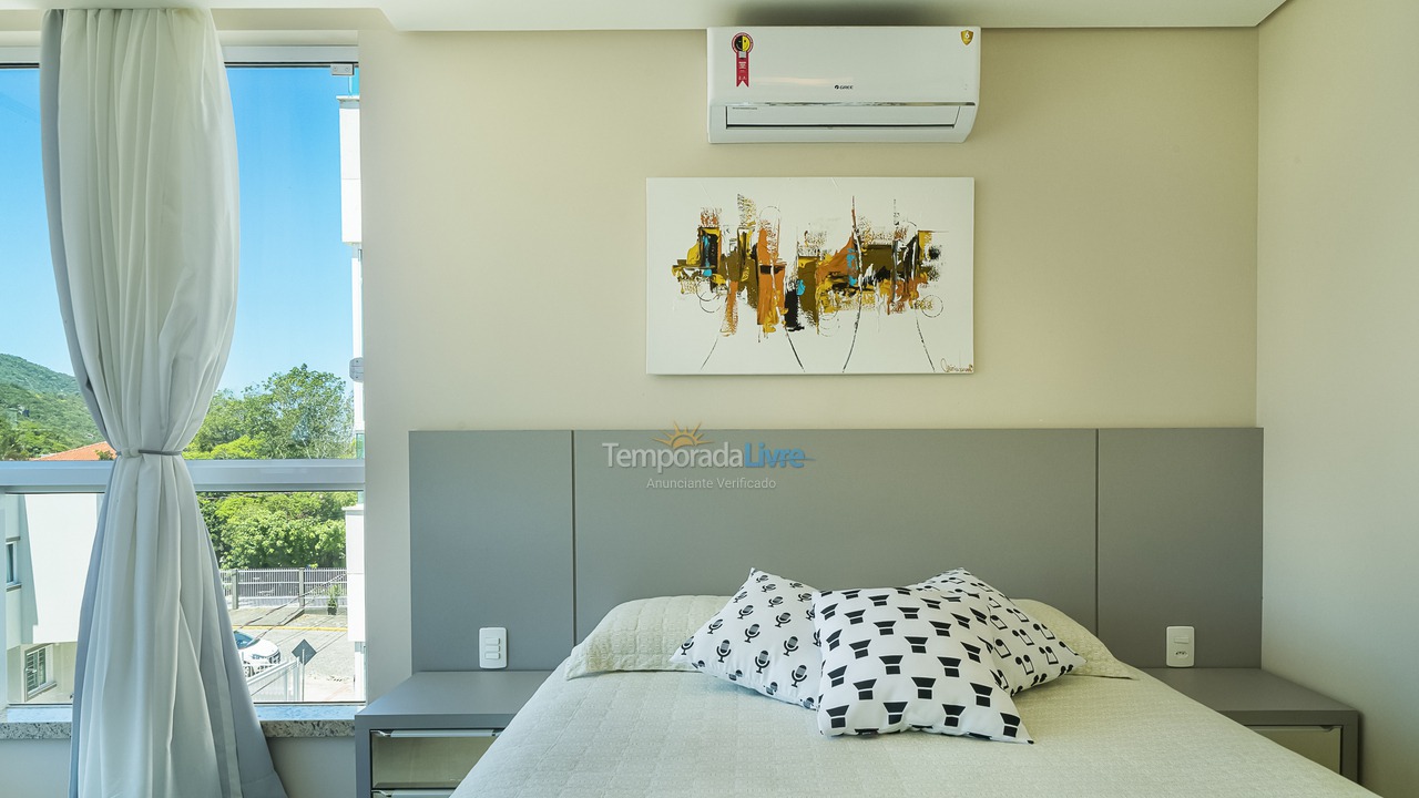 Apartamento para aluguel de temporada em Bombinhas (Canto Grande)