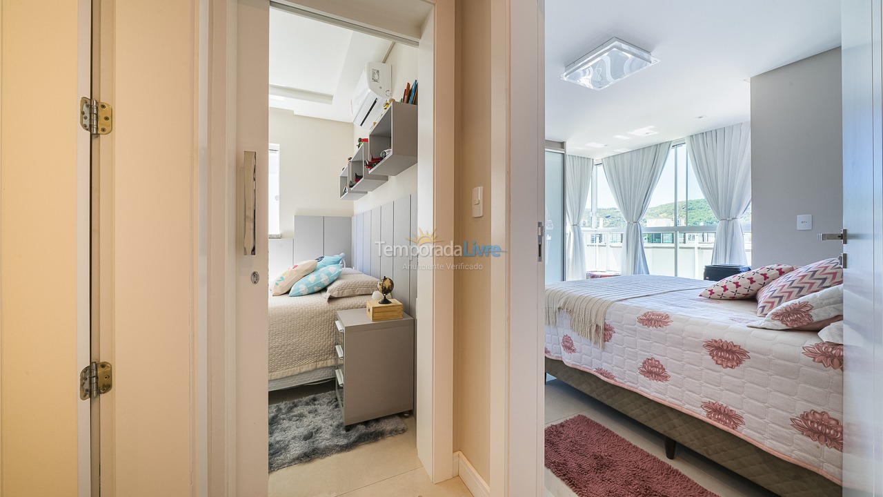 Apartamento para aluguel de temporada em Bombinhas (Canto Grande)