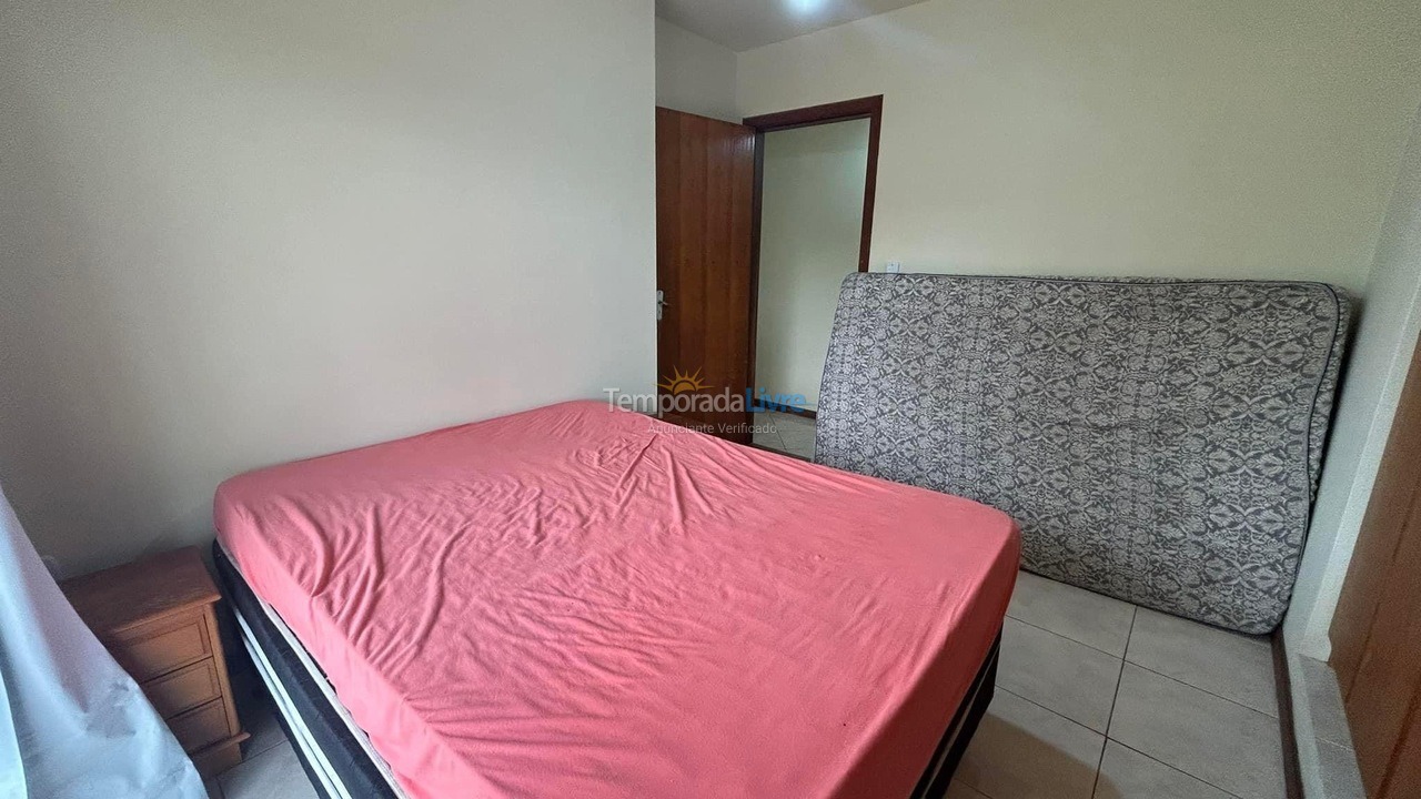 Casa para aluguel de temporada em Bombinhas (Praia de Bombas)