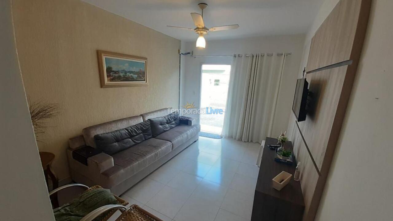 House for vacation rental in Bombinhas (Praia de Bombas)