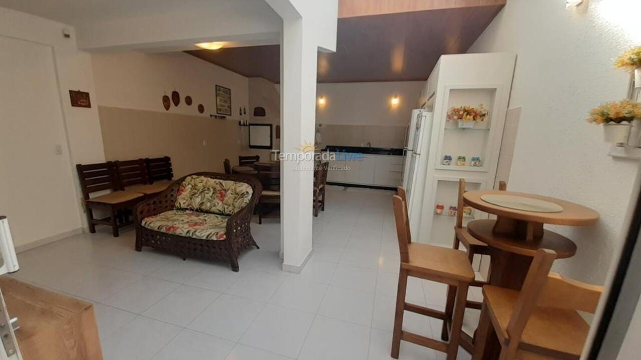 House for vacation rental in Bombinhas (Praia de Bombas)