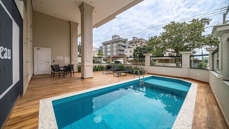 015 - Apartamento alto padrão próximo ao centro e à Praia de Bombas