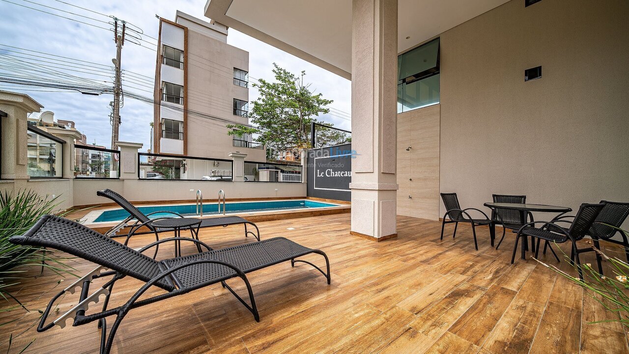 Apartamento para aluguel de temporada em Bombinhas (Praia de Bombas)