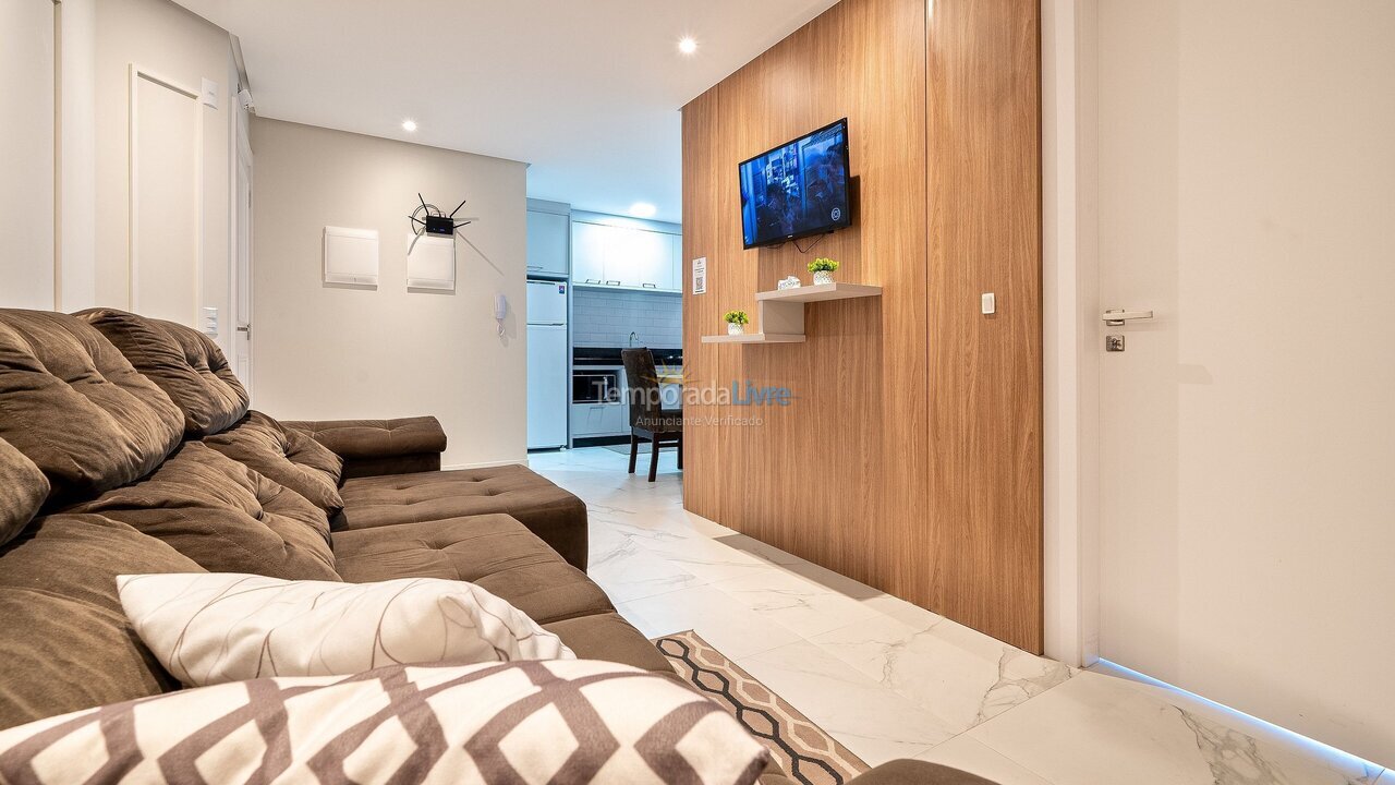 Apartamento para aluguel de temporada em Bombinhas (Praia de Bombas)