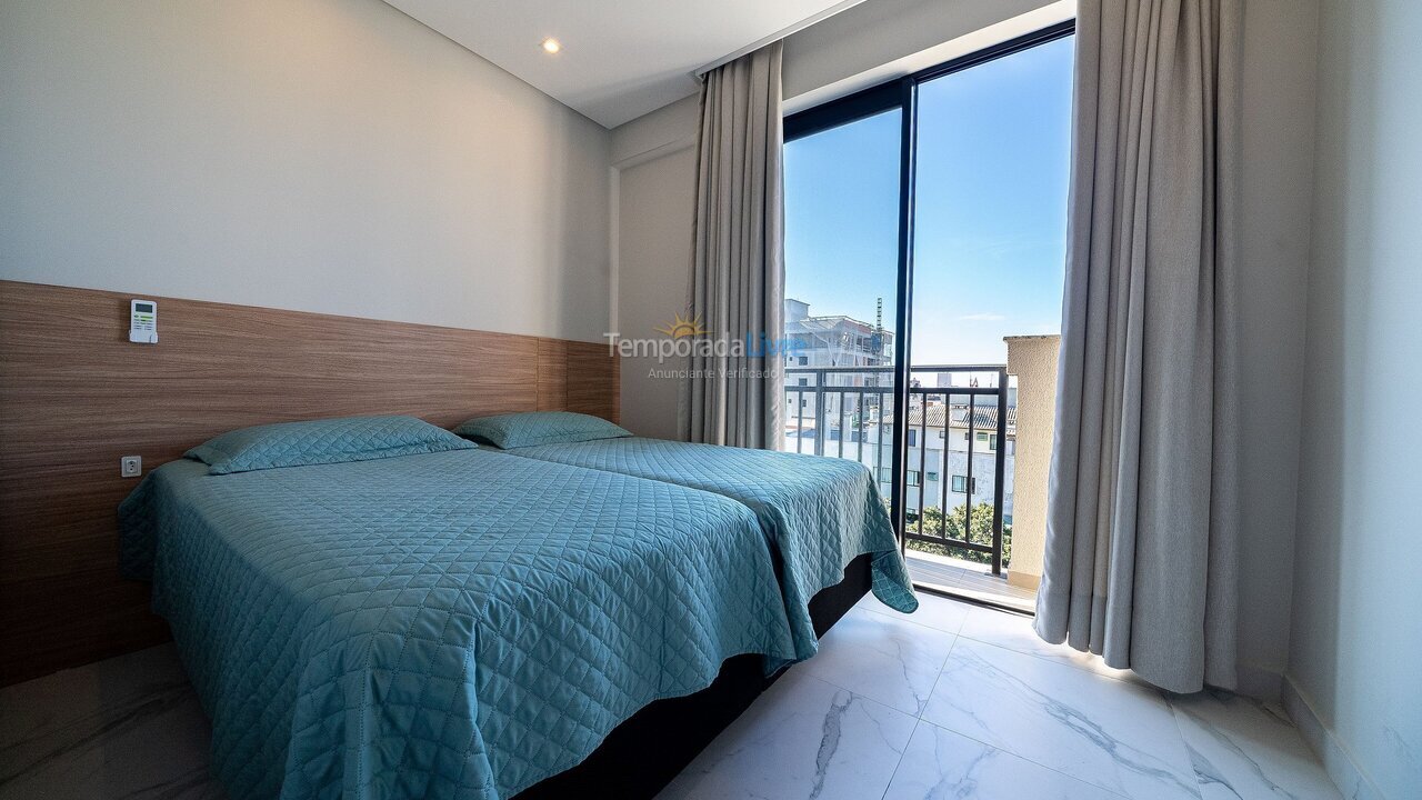 Apartamento para aluguel de temporada em Bombinhas (Praia de Bombas)