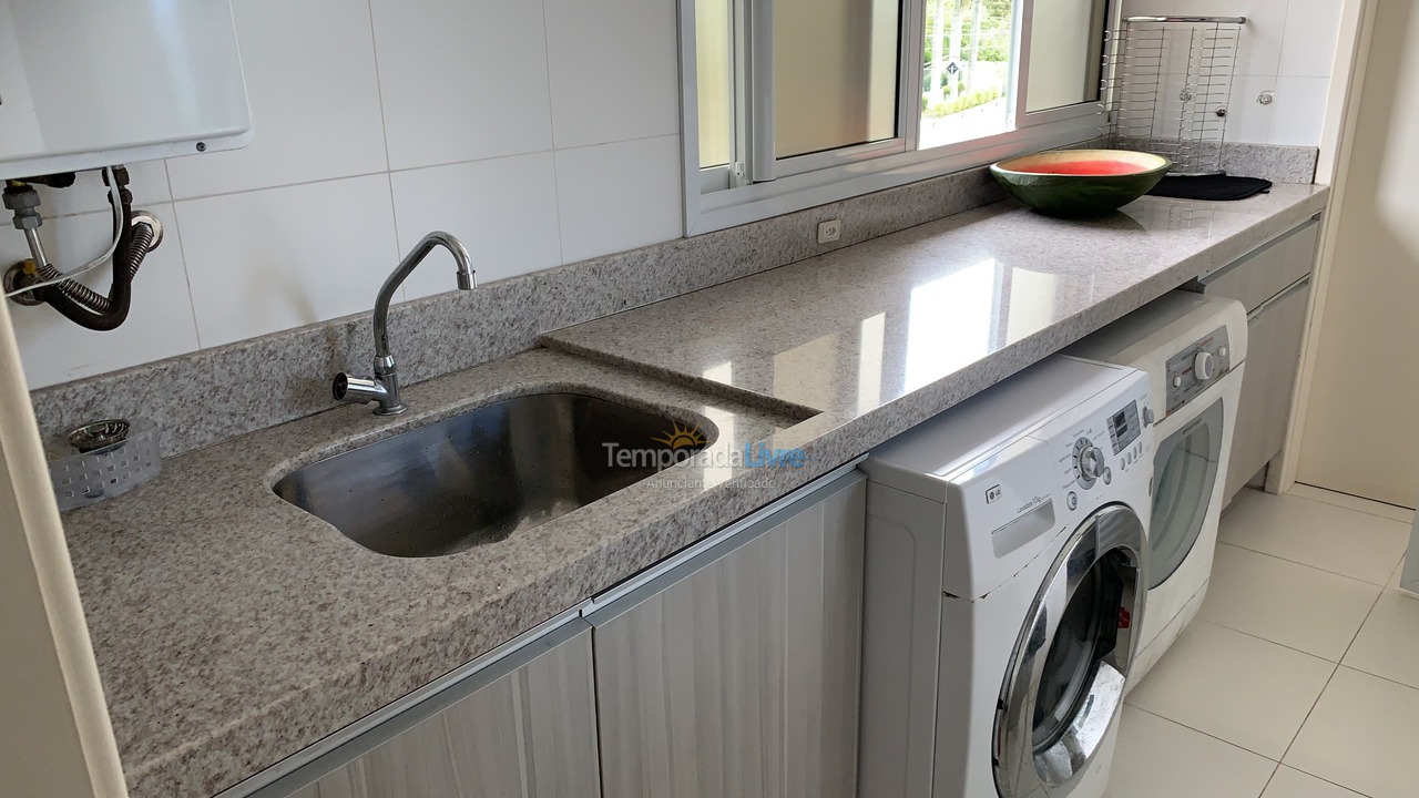 Apartamento para aluguel de temporada em Florianópolis (Lagoinha)