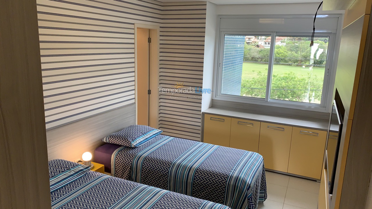 Apartamento para aluguel de temporada em Florianópolis (Lagoinha)