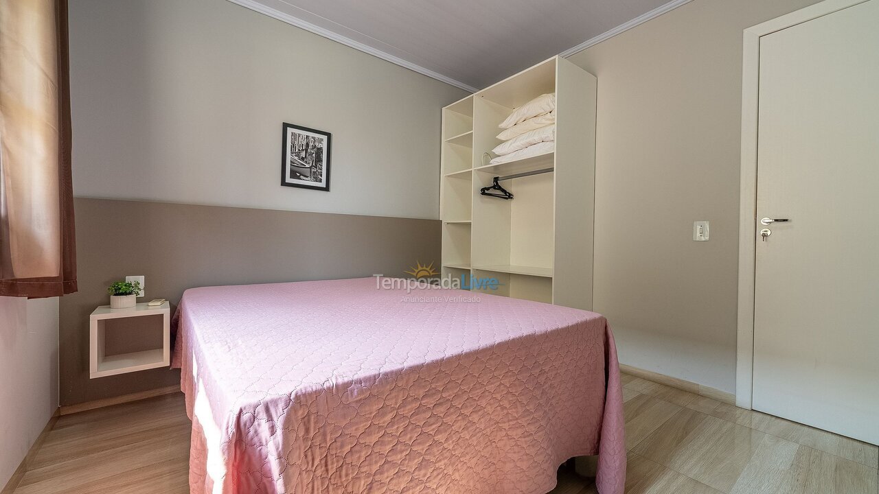 Apartamento para alquiler de vacaciones em Bombinhas (Praia de Bombas)