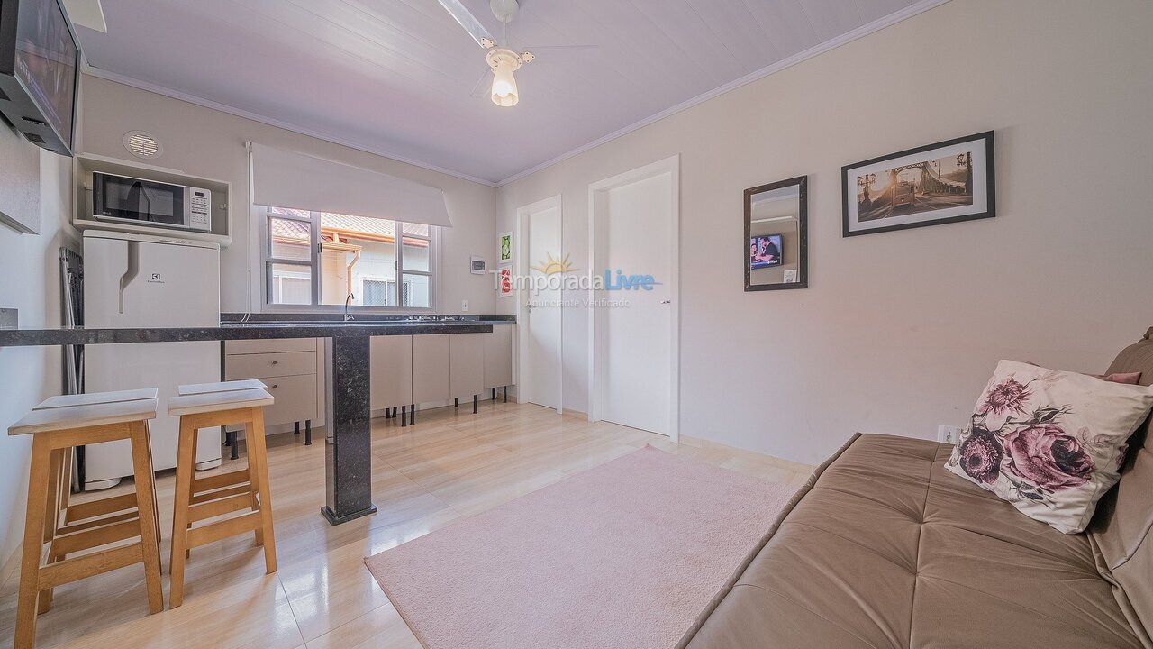 Apartamento para alquiler de vacaciones em Bombinhas (Praia de Bombas)