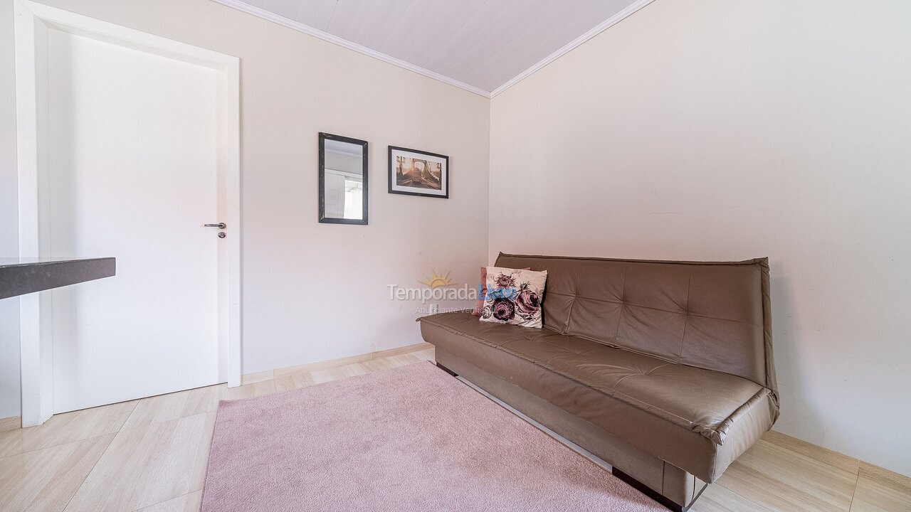 Apartamento para alquiler de vacaciones em Bombinhas (Praia de Bombas)