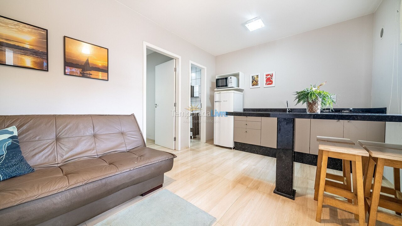 Apartamento para aluguel de temporada em Bombinhas (Praia de Bombas)