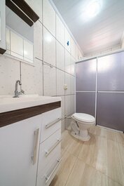 023 - Hermoso Residencial con Piscina y Jacuzzi en Bombas