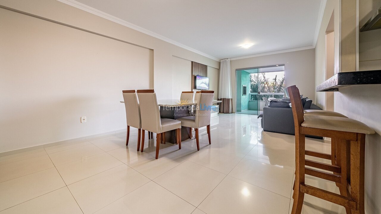 Apartment for vacation rental in Bombinhas (Praia de Bombas)