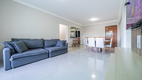 113 - Excellent apt 03 bedrooms in Praia de Bombas