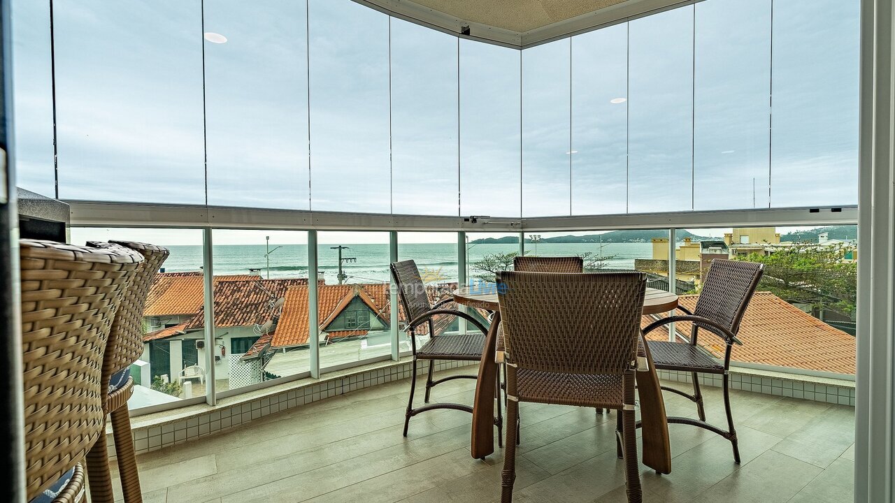 Apartment for vacation rental in Bombinhas (Praia de Bombas)