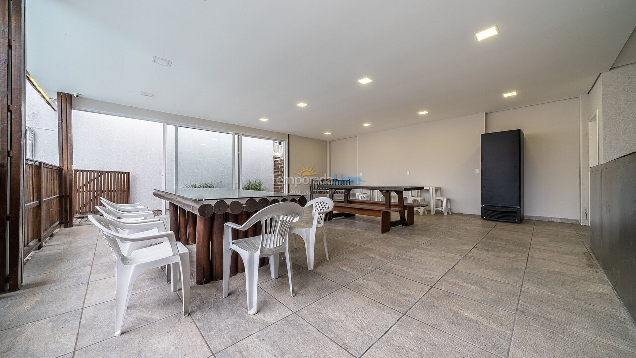 Apartamento para aluguel de temporada em Bombinhas (Praia de Bombas)