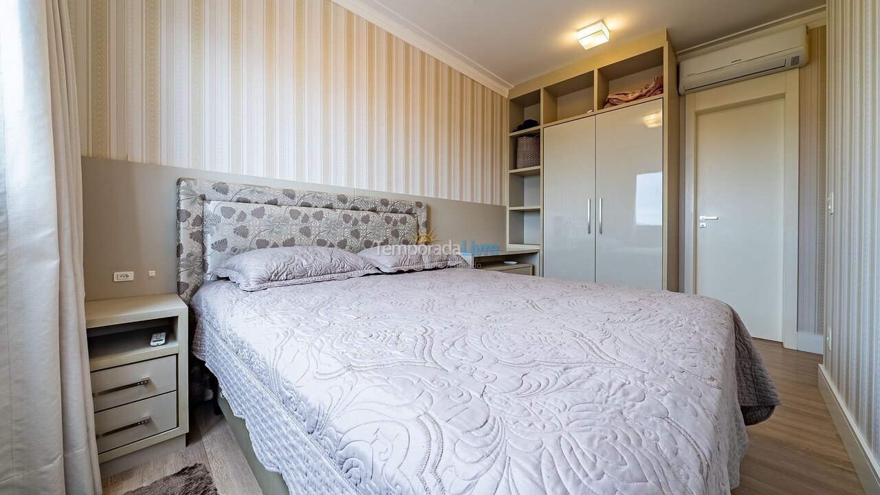 Apartment for vacation rental in Bombinhas (Praia de Bombas)