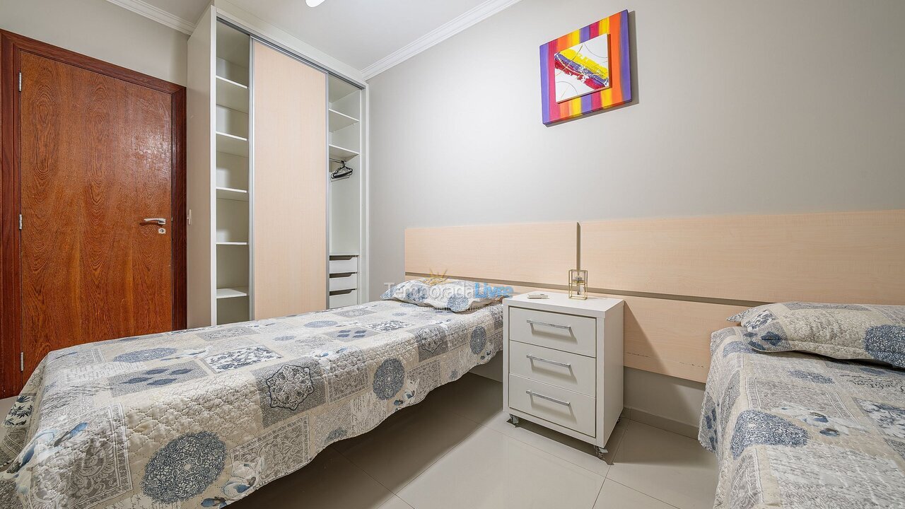 Apartment for vacation rental in Bombinhas (Praia de Bombas)