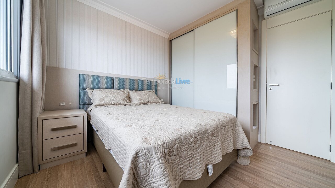 Apartment for vacation rental in Bombinhas (Praia de Bombas)