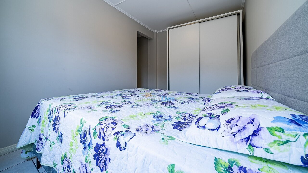 Apartment for vacation rental in Bombinhas (Praia de Bombas)