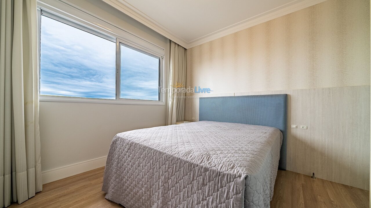 Apartment for vacation rental in Bombinhas (Praia de Bombas)