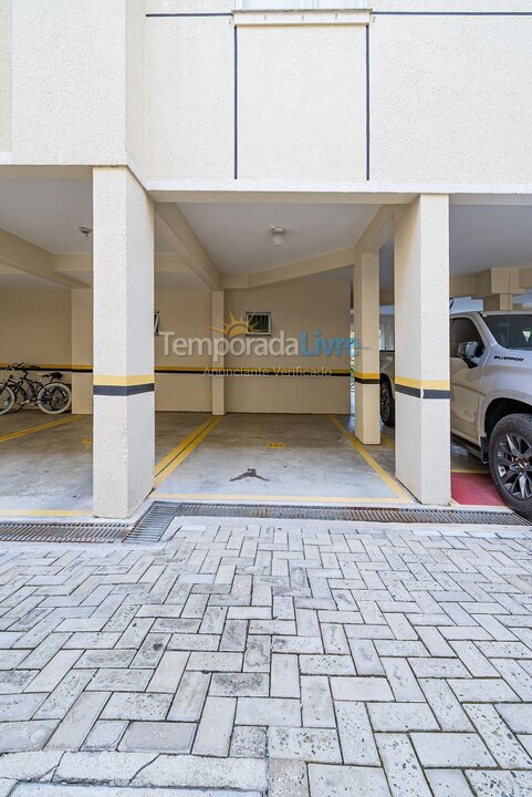 Apartment for vacation rental in Bombinhas (Praia de Bombas)