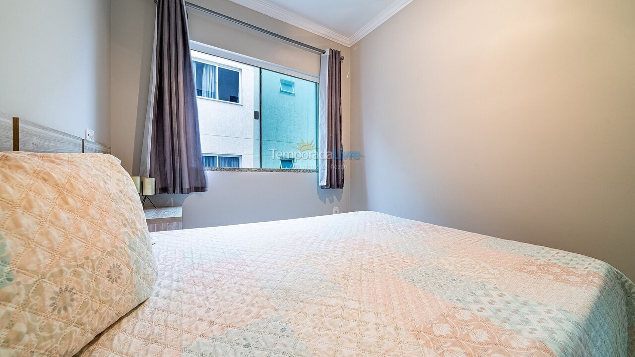 Apartment for vacation rental in Bombinhas (Praia de Bombas)