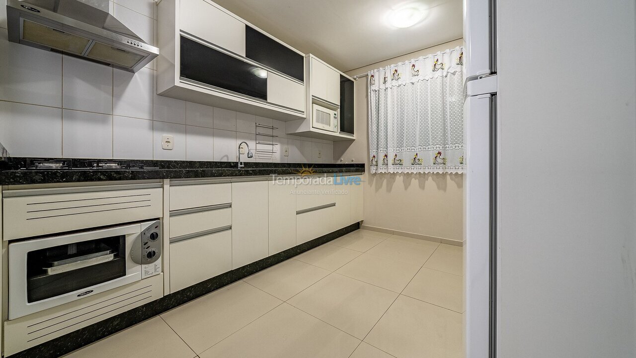 Apartment for vacation rental in Bombinhas (Praia de Bombas)