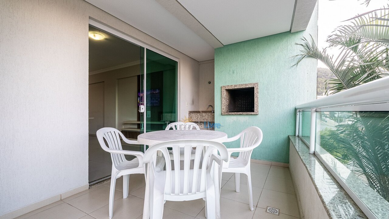 Apartment for vacation rental in Bombinhas (Praia de Bombas)