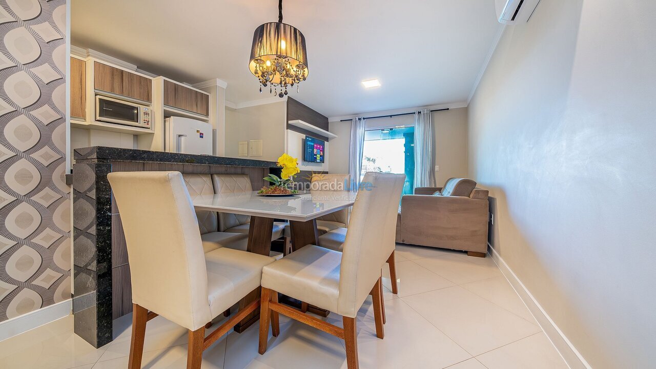 Apartamento para alquiler de vacaciones em Bombinhas (Praia de Bombas)