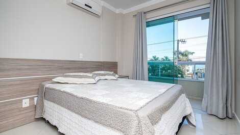 141 - ¡Apartamento con vista al mar, a solo 50 m de la playa!