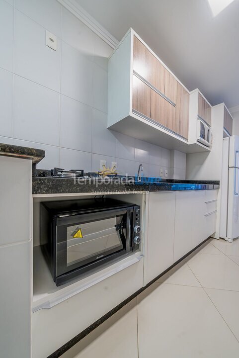 Apartamento para alquiler de vacaciones em Bombinhas (Praia de Bombas)