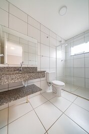 148 - Casa pé na areia Mariscal com 04 dormitórios