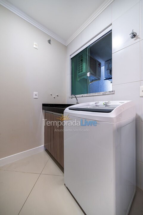 Apartamento para alquiler de vacaciones em Bombinhas (Praia de Bombas)