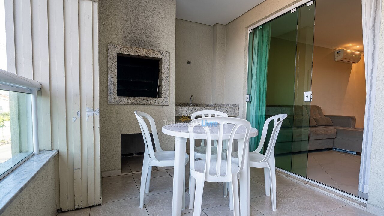 Apartamento para alquiler de vacaciones em Bombinhas (Praia de Bombas)
