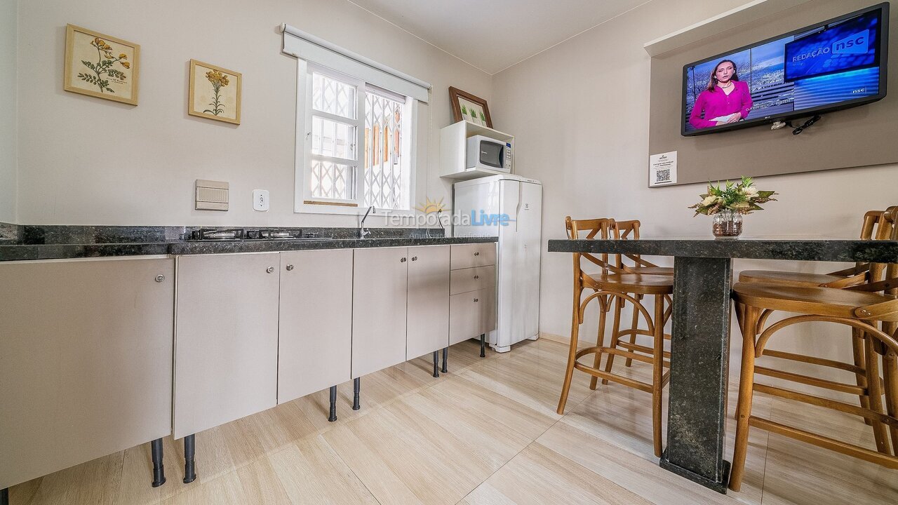 Apartamento para alquiler de vacaciones em Bombinhas (Praia de Bombas)