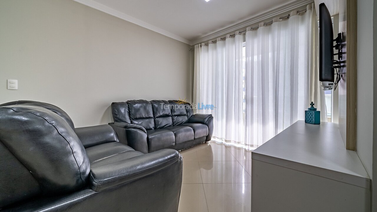 Apartamento para aluguel de temporada em Bombinhas (Praia de Bombas)