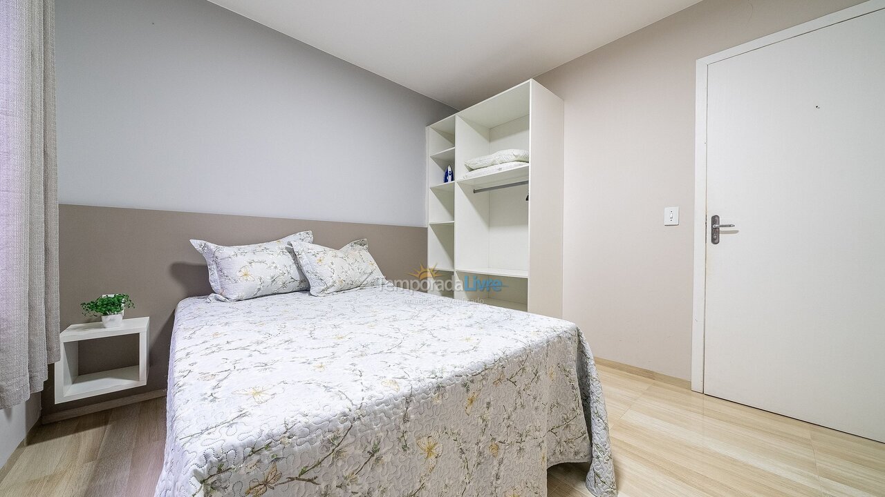 Apartamento para alquiler de vacaciones em Bombinhas (Praia de Bombas)