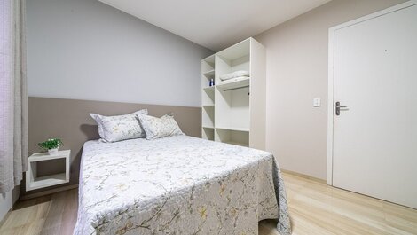 027 - Hermoso Residencial con Piscina y Jacuzzi en Bombas