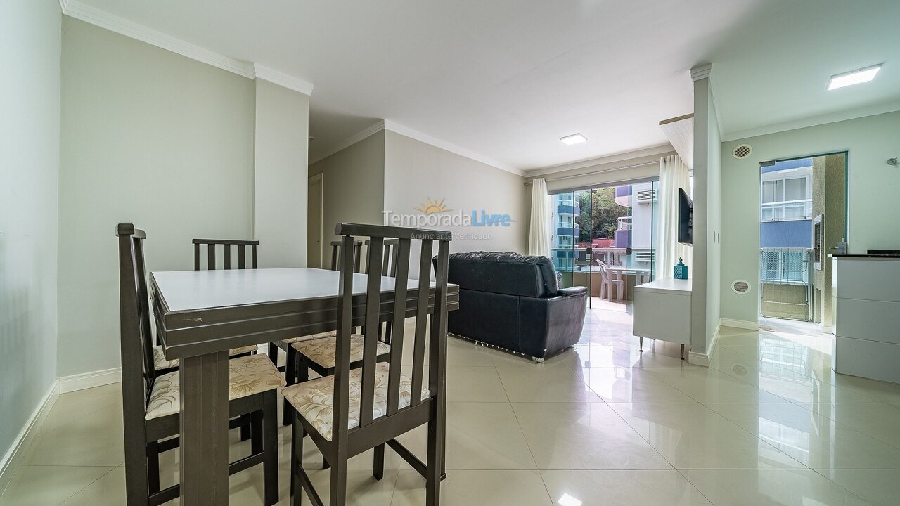 Apartamento para aluguel de temporada em Bombinhas (Praia de Bombas)