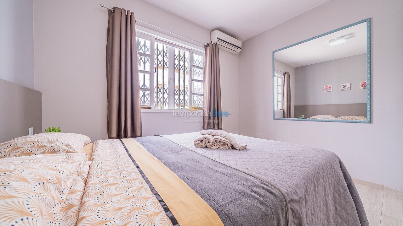 Apartamento para alquiler de vacaciones em Bombinhas (Praia de Bombas)