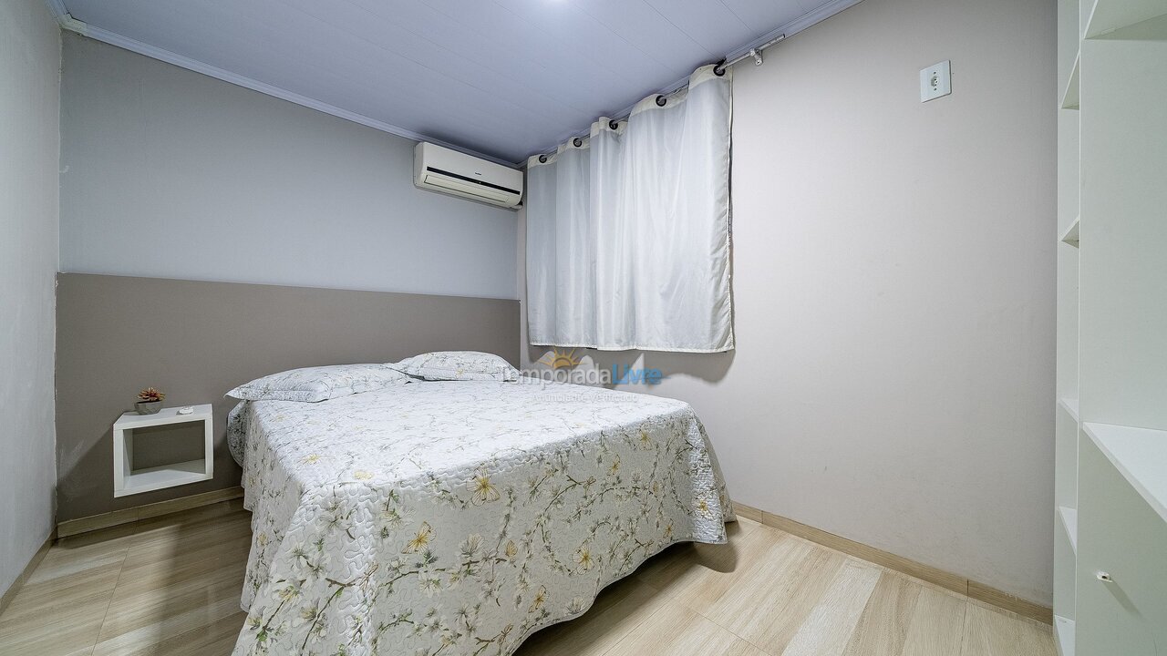 Apartamento para alquiler de vacaciones em Bombinhas (Praia de Bombas)