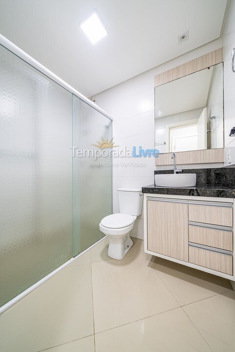 Apartamento para aluguel de temporada em Bombinhas (Praia de Bombas)