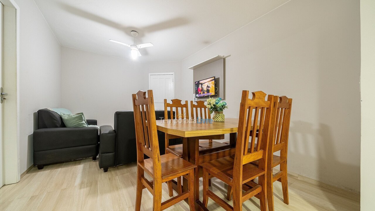 Apartamento para alquiler de vacaciones em Bombinhas (Praia de Bombas)