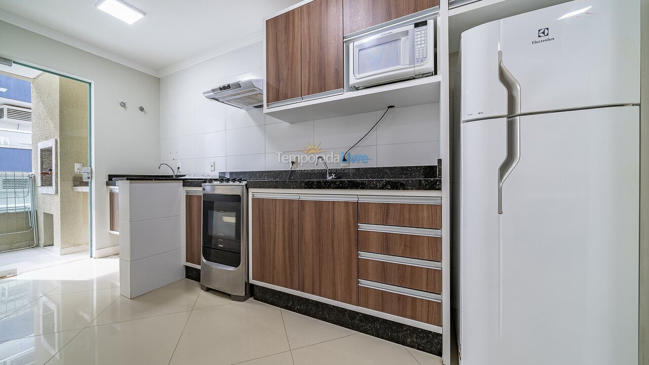 Apartamento para aluguel de temporada em Bombinhas (Praia de Bombas)