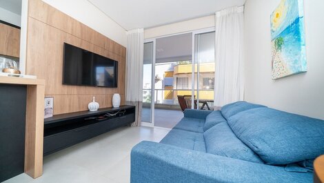 195 - Apartamento com 2 dormitórios a 50m da praia de Mariscal