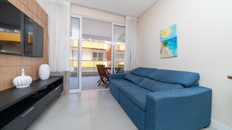 195 - Apartamento com 2 dormitórios a 50m da praia de Mariscal